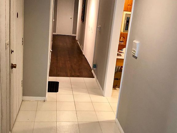 5th image of 3350 W Columbia Ave