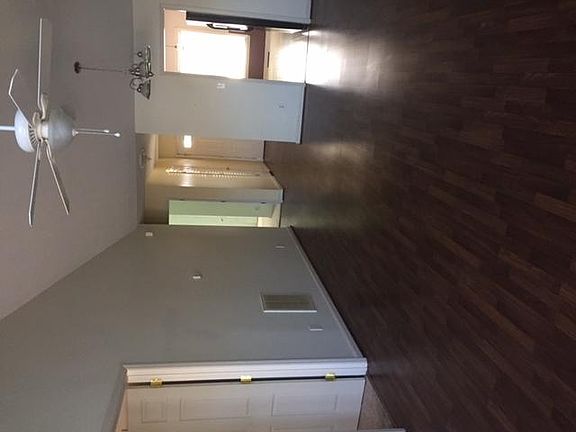 4th image of 21 Portside Ct