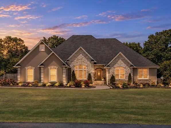 114 Ledgestone Cv, Searcy, AR 72143
