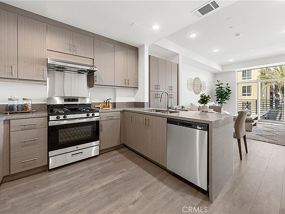 2nd image of 168 S Monterey St #205