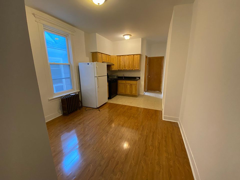 1st image of 8508 90th St #2F