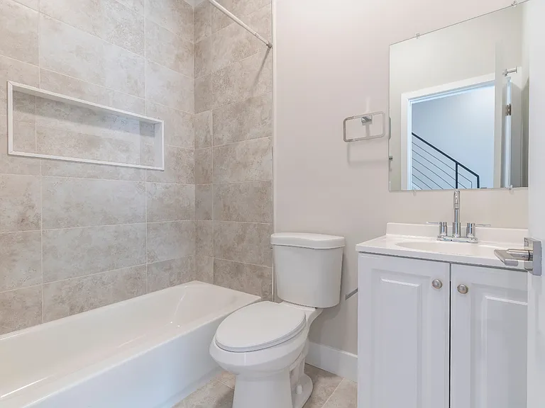 429 W York St #2 — Photo 19