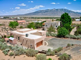 5525 Vera Cruz Rd NE, Rio Rancho, NM 87144