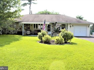 681 Pembroke Rd, Rydal, PA 19046