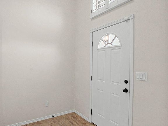 5th image of 965 Roundhay St