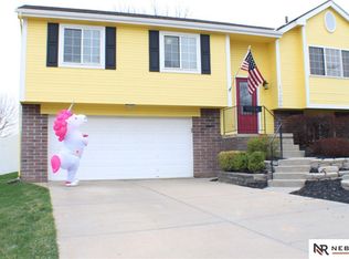 11266 Bauman Ave, Omaha, NE 68164