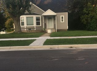 84 N Raymond St, Marinette, WI 54143