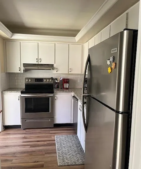 5500 Tamberlane Cir #305 — Photo 7