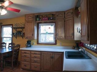212 Lake St, Holmen, WI 54636