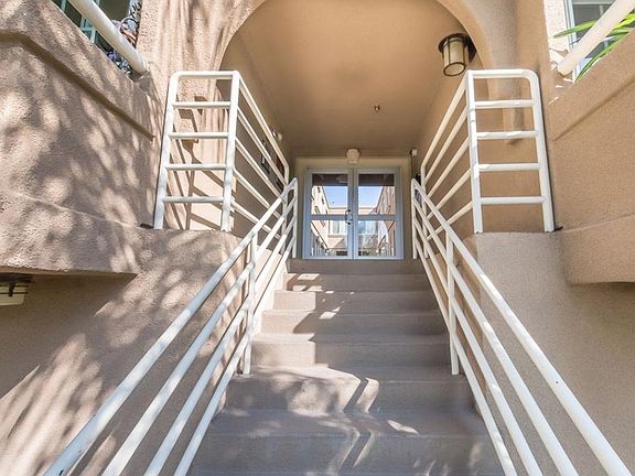 4th image of 436 N Oxford Ave APT 103