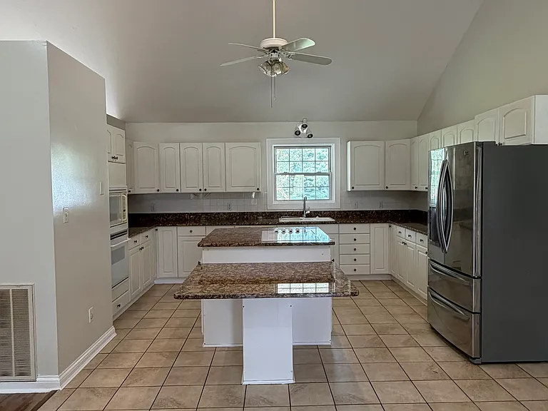 275 Stone Crest Ave — Photo 5