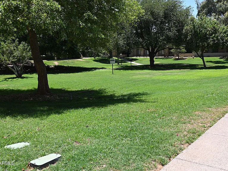 8649 E Royal Palm Rd #125 — Photo 33