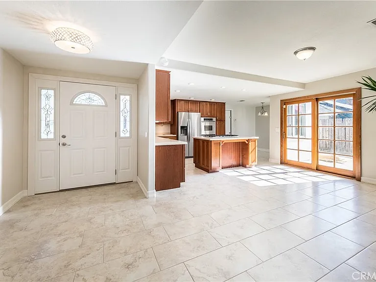 25145 Daisy Ave — Photo 3