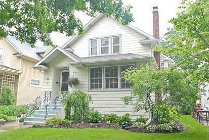 1st image of 810 N Harvey Ave