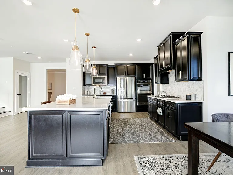 6547 Clubhouse Dr — Photo 27