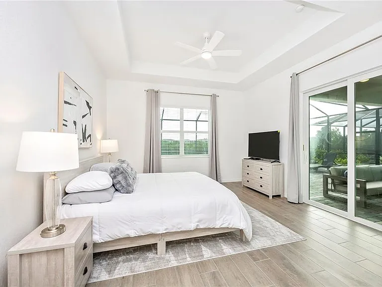 17662 Santorini Ct — Photo 23