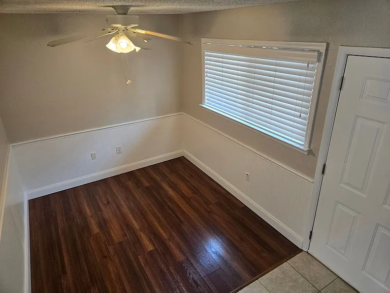 4503 NW 41st Pl — Photo 16