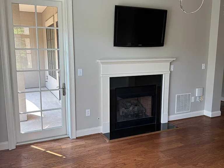 2600 Highland Ave S #204 — Photo 5
