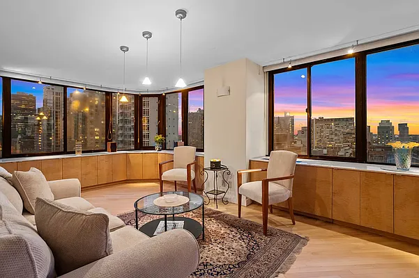 Rented by JSG Realty Corp | media 4