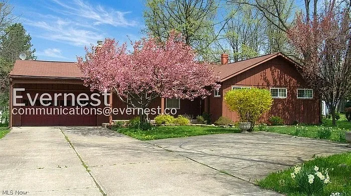 3 bed, 3.0 bath, 1648 sqft, $2,500 — Photo 1