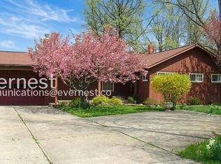 4102 Leewood Rd, Stow, OH 44224