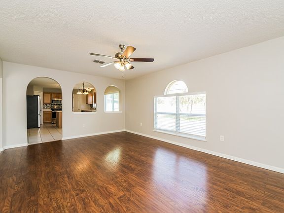 5th image of 4811 Petal Pawpaw Ln