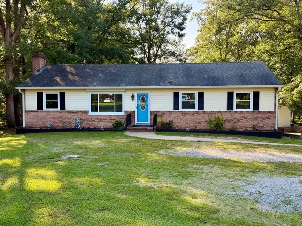8247 Atlee Rd, Mechanicsville, VA 23116