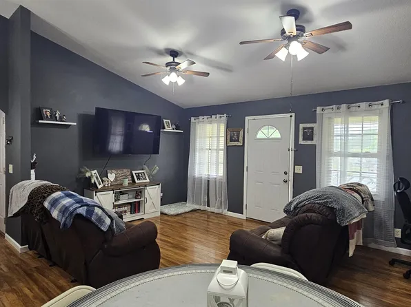 408 County Road 449, Dutton, AL 35744