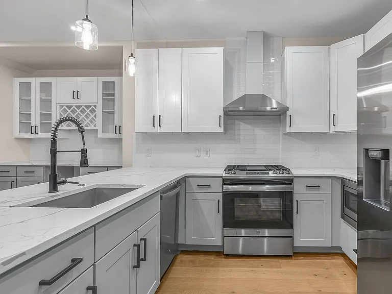 1224 N 26th St #E1 — Photo 3
