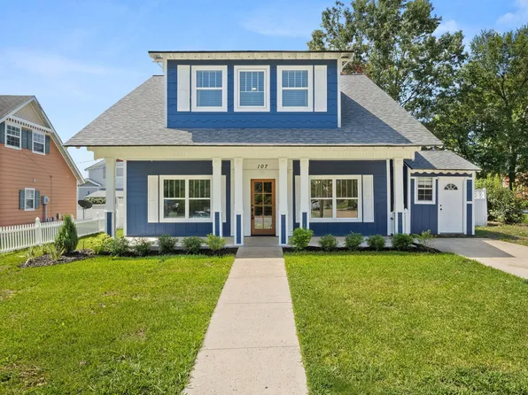 107 E North St, Leesville, LA 71446