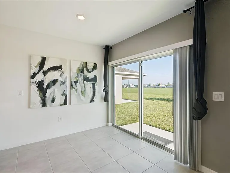 4904 Bluebell Ct — Photo 15