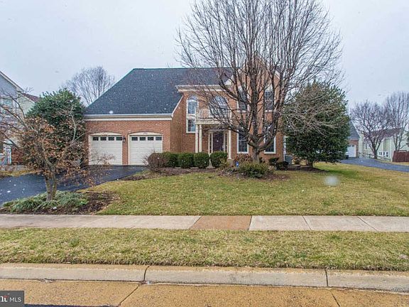 3rd image of 2510 Silver Spur Ct