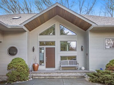 5204 Pheasant Ct, Ann Arbor, MI, 48105