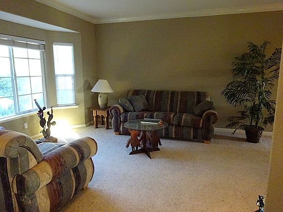3rd image of 16537 Hacienda Ct