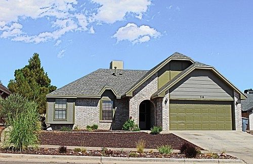 1st image of 716 Colchester Dr