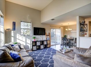 2855 Holborn Cir, Madison, WI 53718