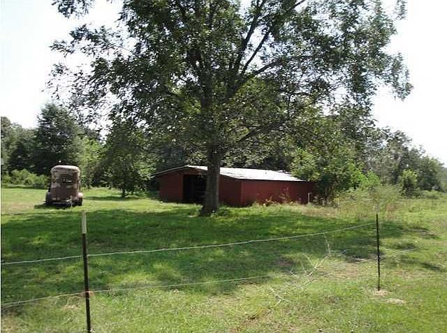 2nd image of 15201 Findley Rd