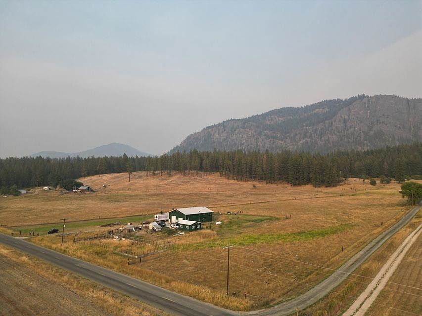 1st image of 2429 Cottonwood Creek Rd