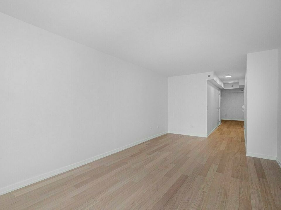 1st image of 75 W End Ave APT C24e