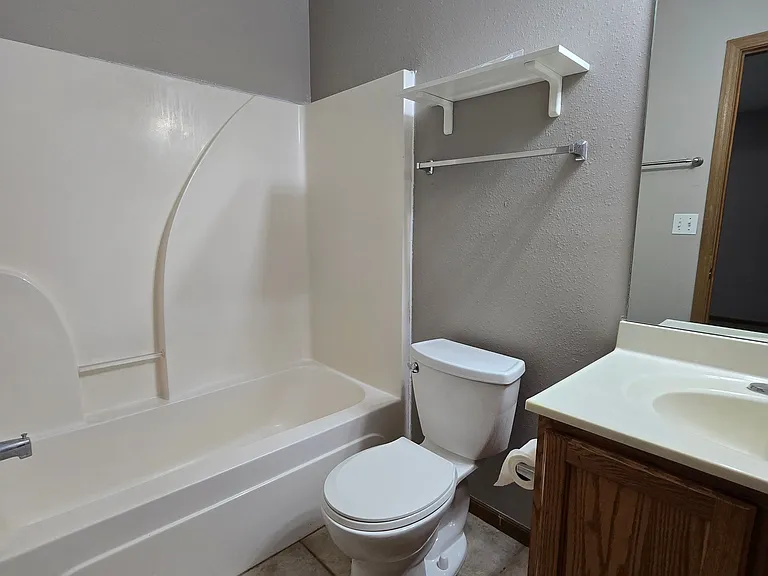 5713 Canaveral Dr — Photo 12