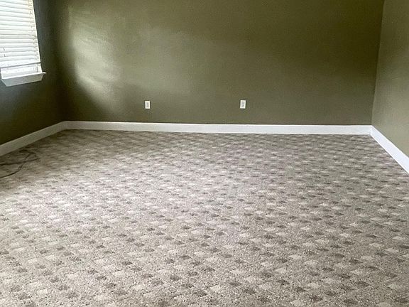 3rd image of 8413 Slant Oak Dr