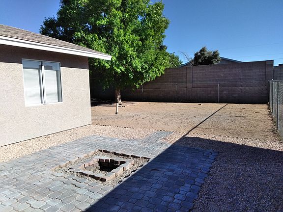 3rd image of 2732 Wallapai Ave