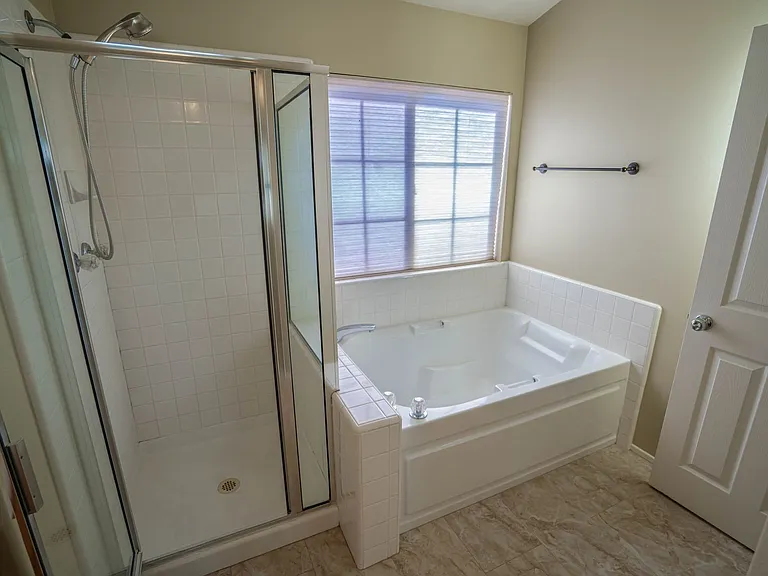 27569 Wellsley Way — Photo 14