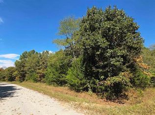 Fay Pl, Edwards, MO 65326