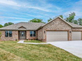 3513 W Whiteside St, Springfield, MO 65807