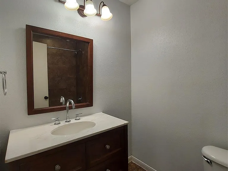 3807 Quiet Place Dr — Photo 23