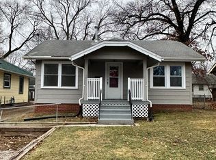 3716 Hickman Rd, Des Moines, IA 50310