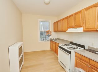 203 N 9th Ave APT 9, Mount Vernon, NY 10550