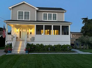 33 Kimball Ave, Westerly, RI 02891