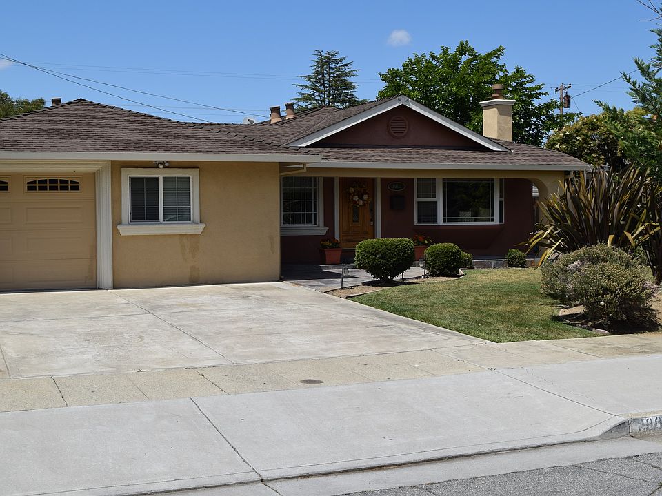 1st image of 1909 Laurinda Dr